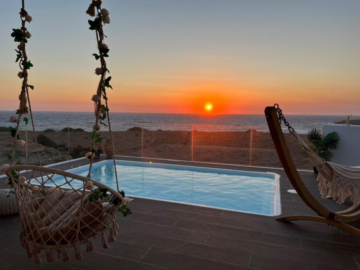 Tramonto Luxury Villa No1- Breathtaking Sunset View Foiníkion Exterior photo