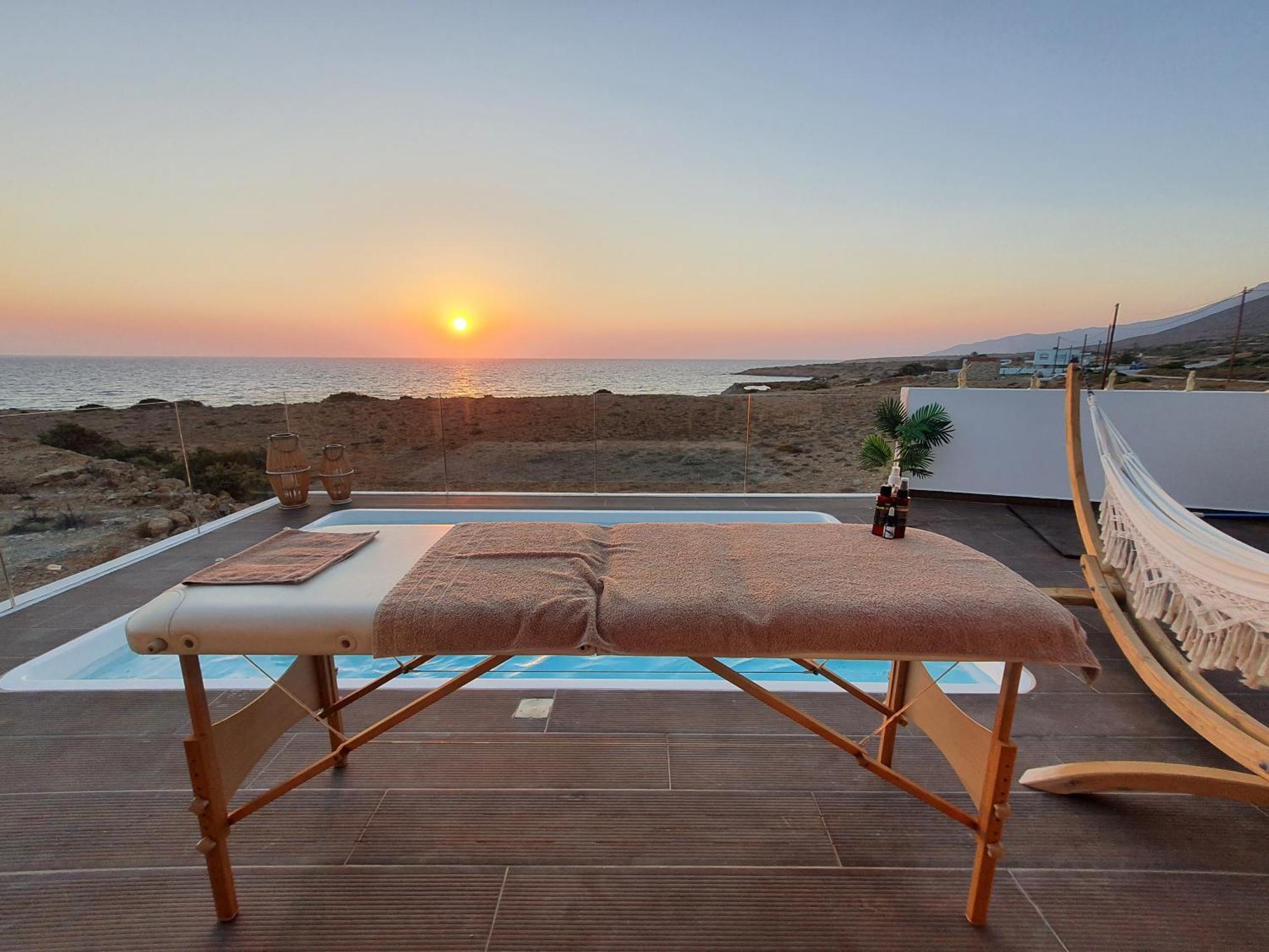 Tramonto Luxury Villa No1- Breathtaking Sunset View Foiníkion Exterior photo